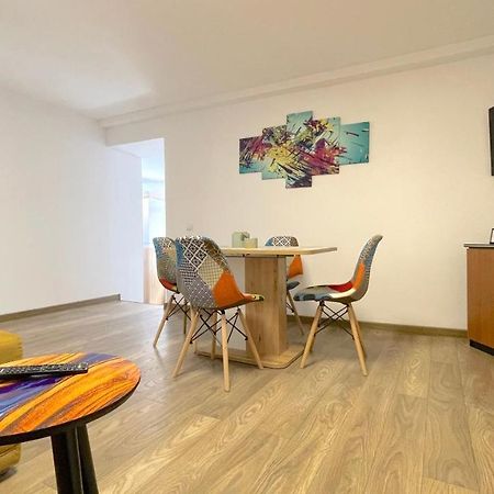 Well Prettyplaces Apartment 001 Брашов Екстериор снимка