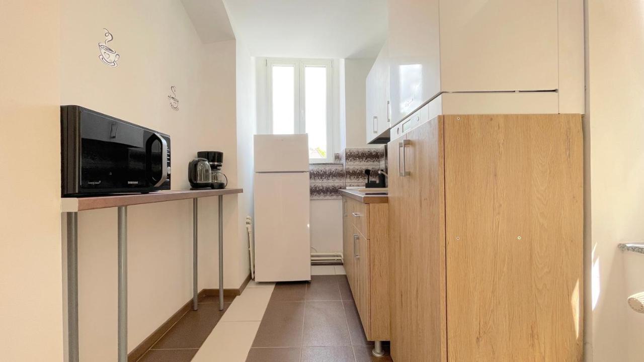 Well Prettyplaces Apartment 001 Брашов Екстериор снимка